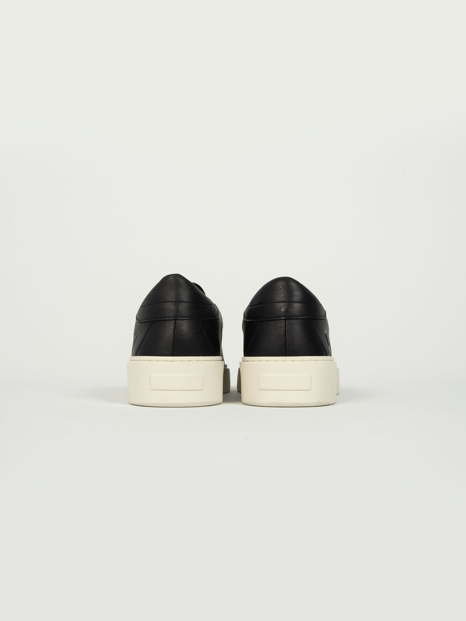 Sneakers 'Levante Calf' - Nero