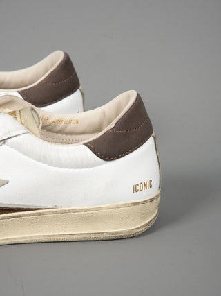 Sneakers Iconic - Logo Marrone